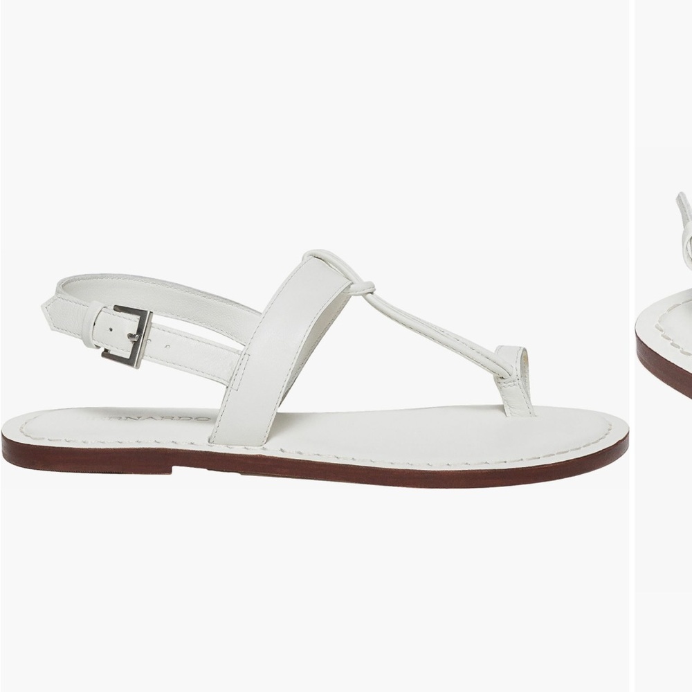 Bernardo Maverick 2 White Leather Women’s T-Strap Sandals size 8.5